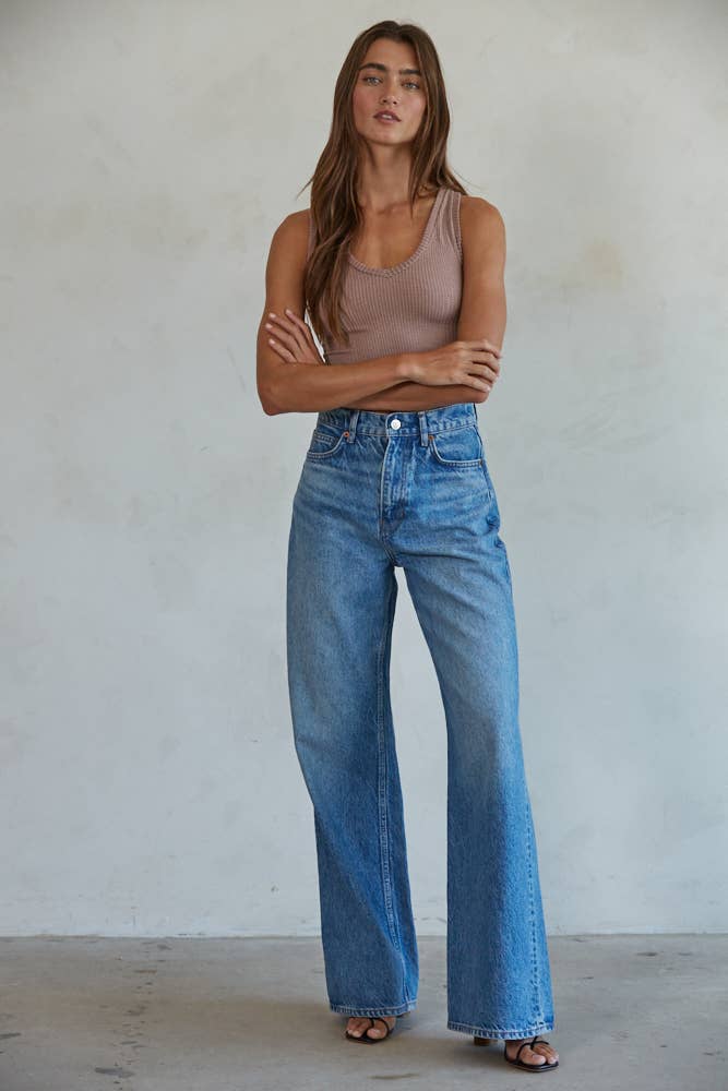 Brynn Seamless Ribbed V-Neck Tank