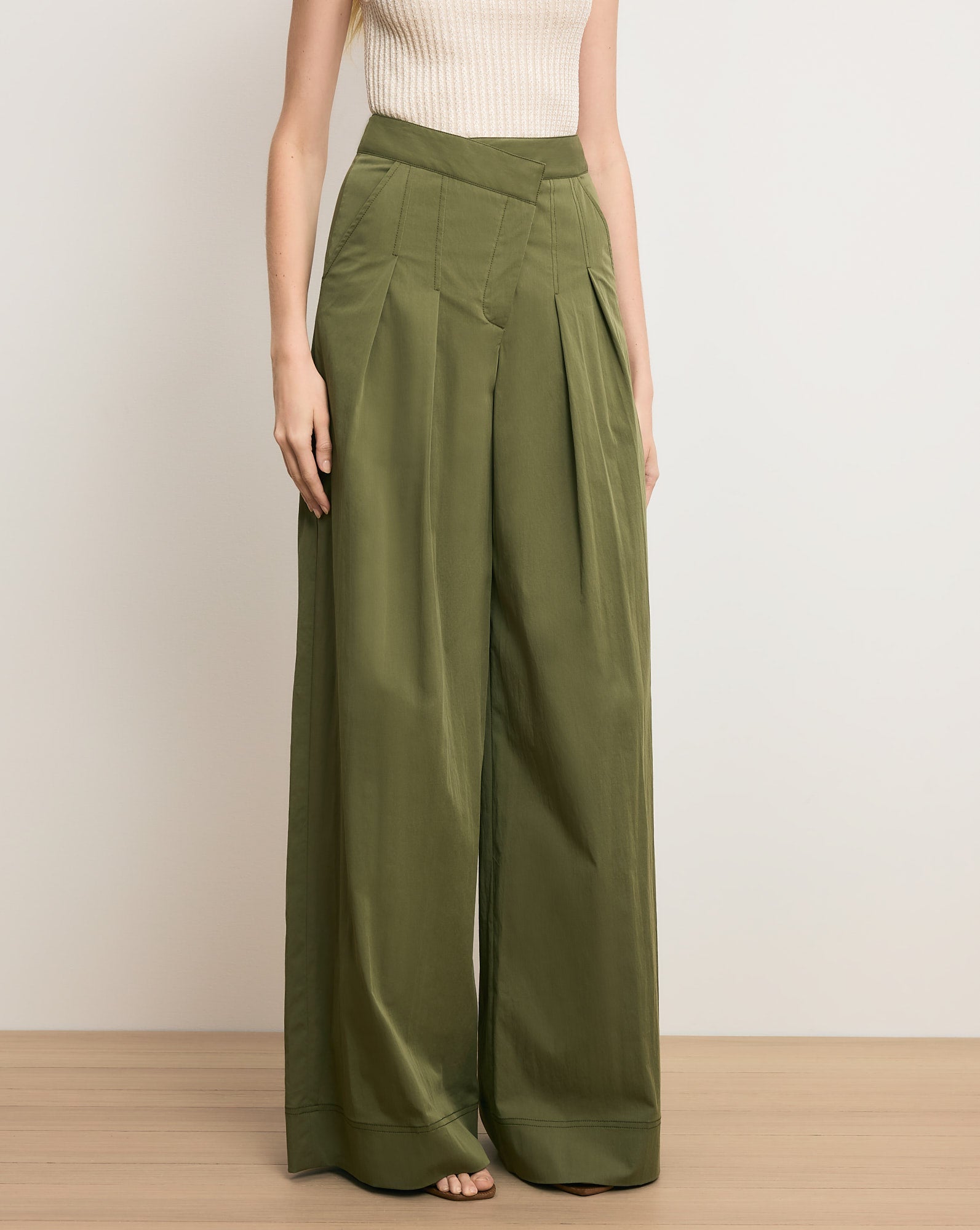 Heron Crossover Waistband Pant