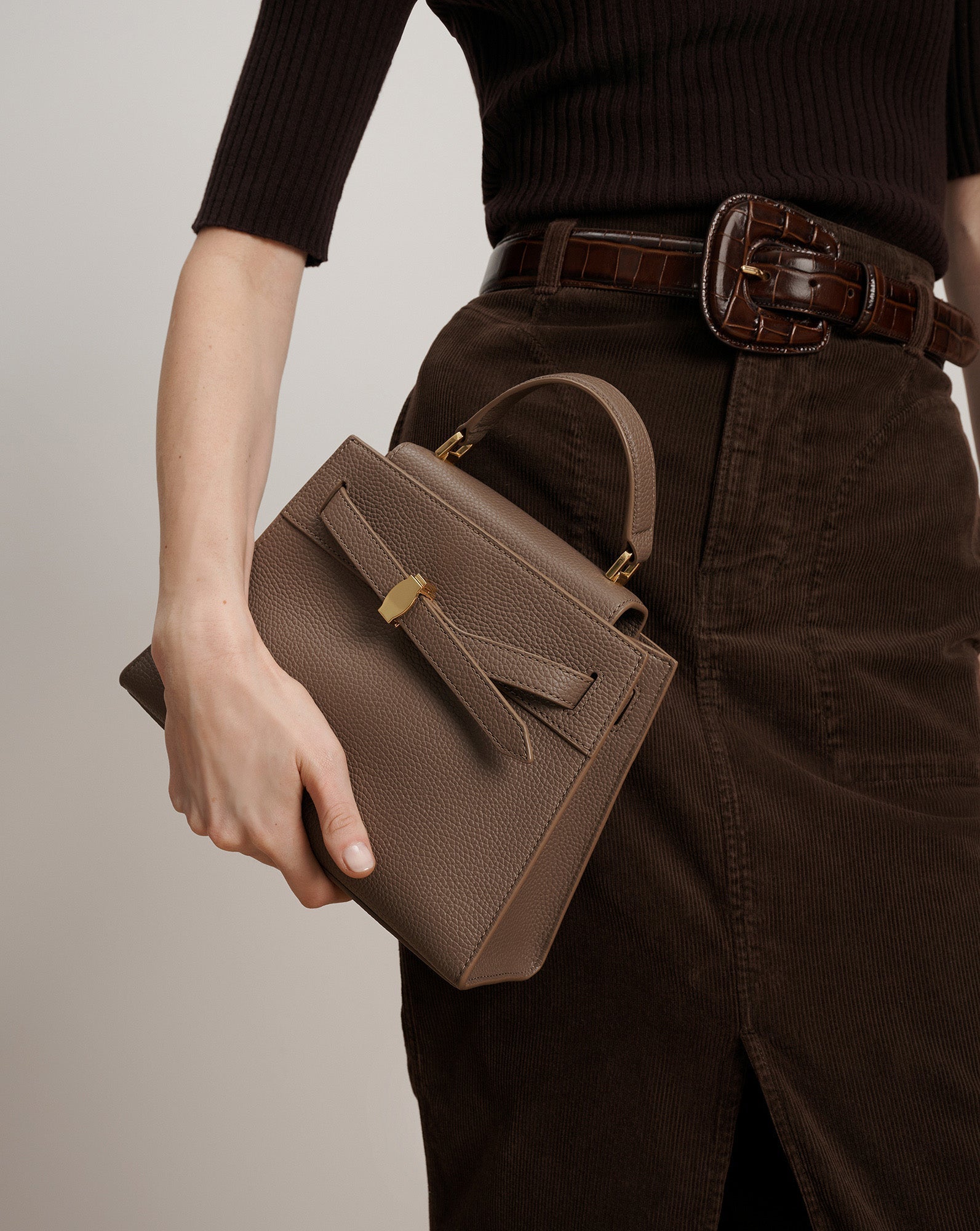 Veronica Beard Dash Top-Handle Bag