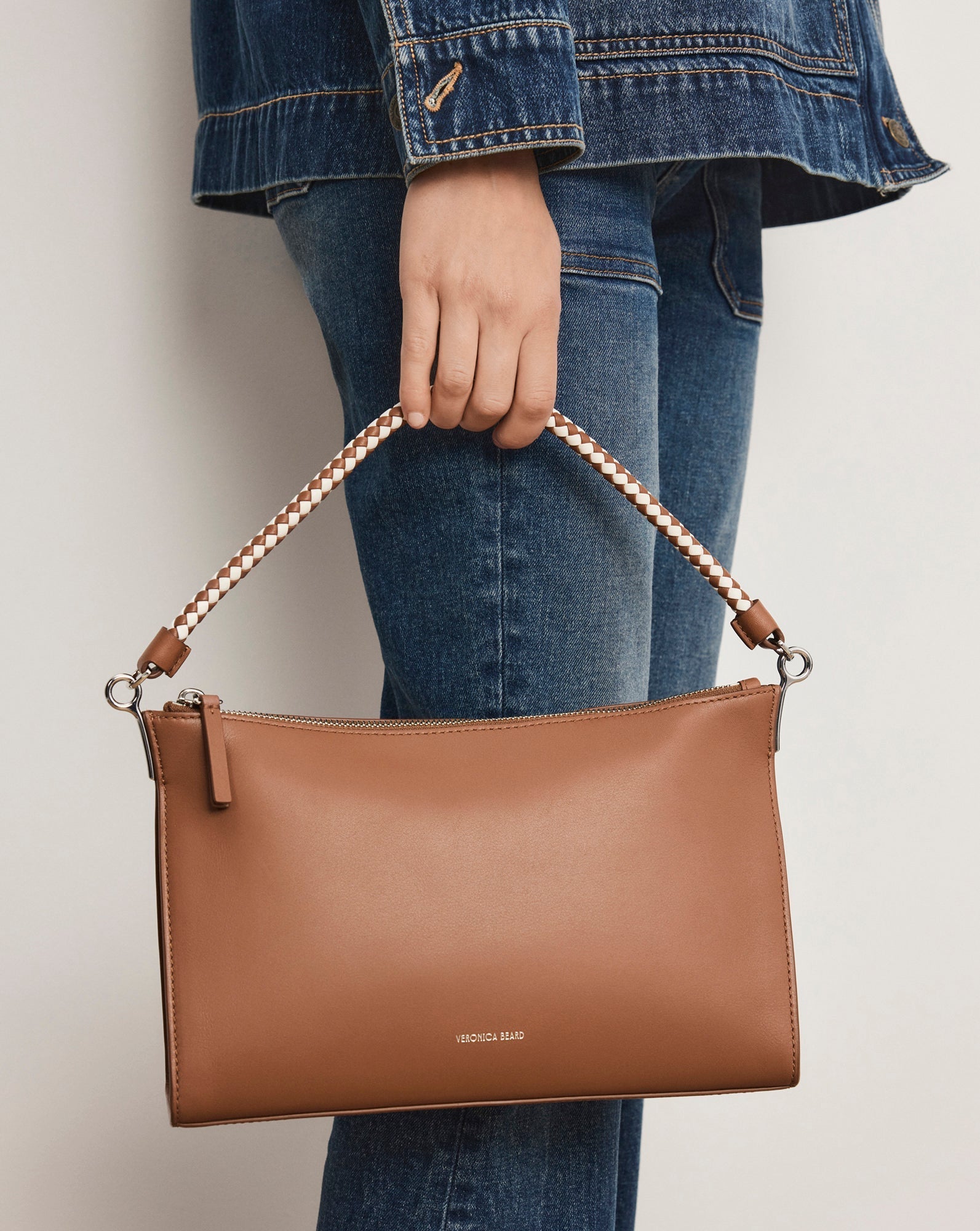 Small Vida Shoulder Bag