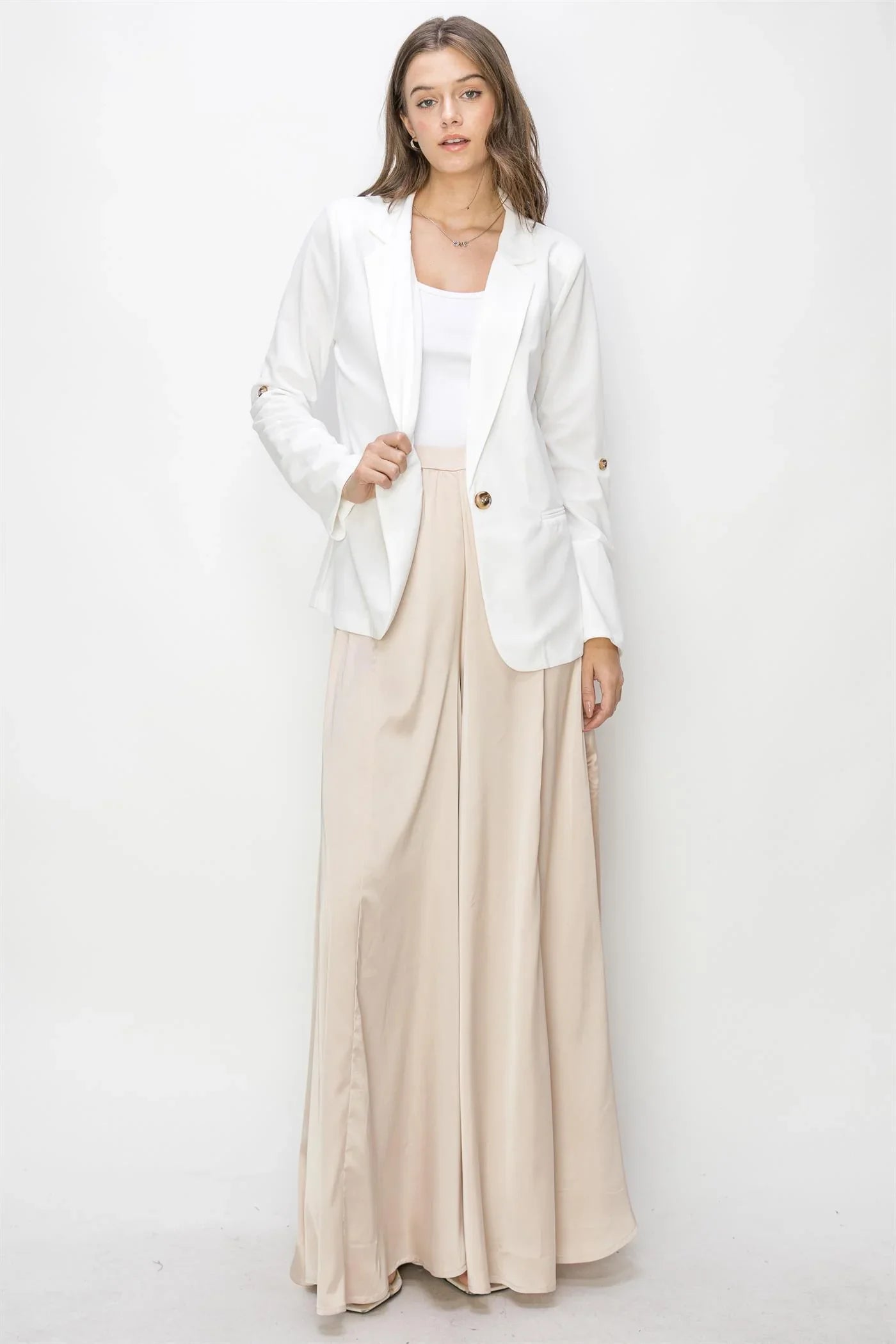 Levanza White Blazer